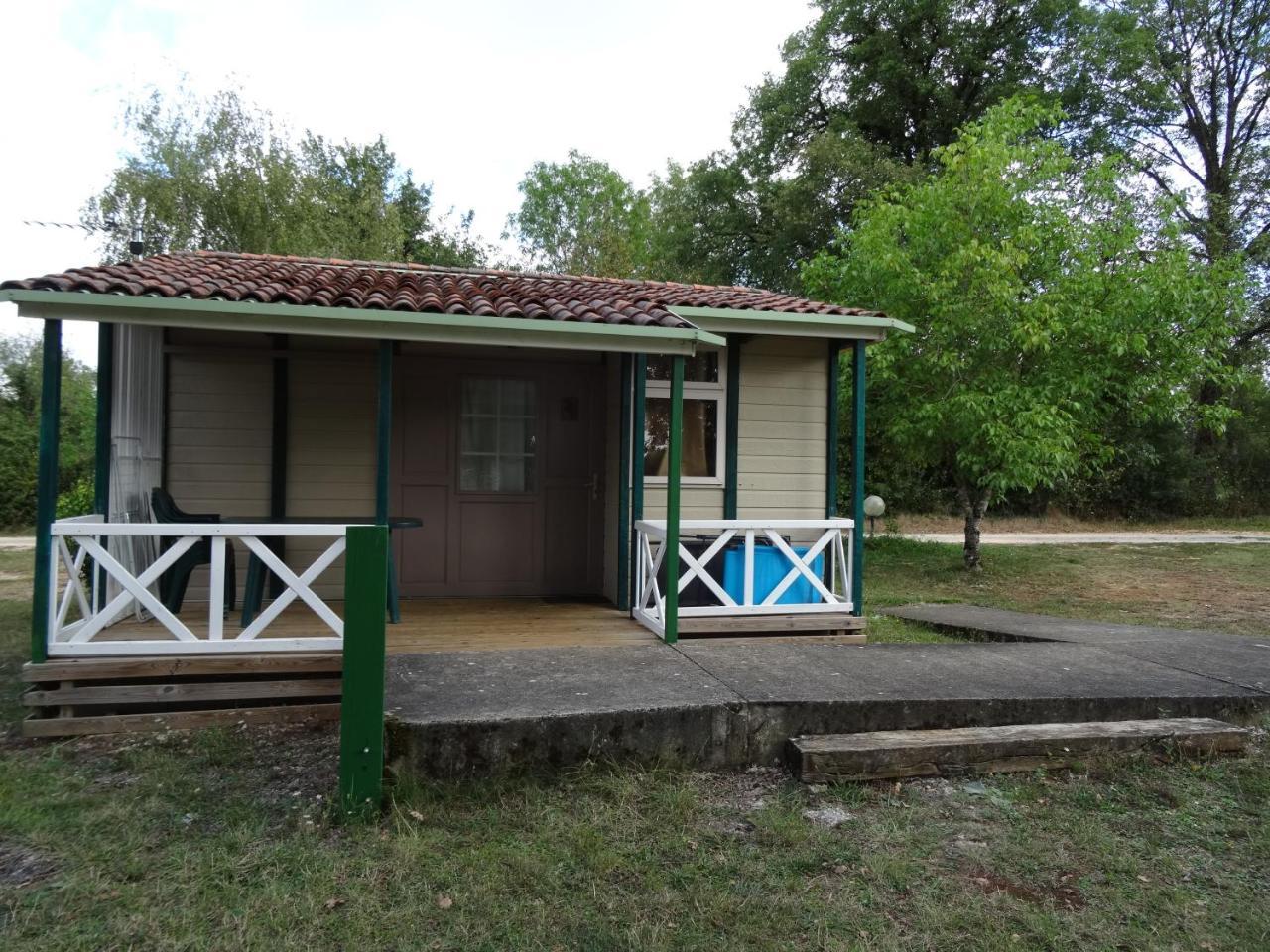 Village De Chalets De 罗卡马杜尔 外观 照片
